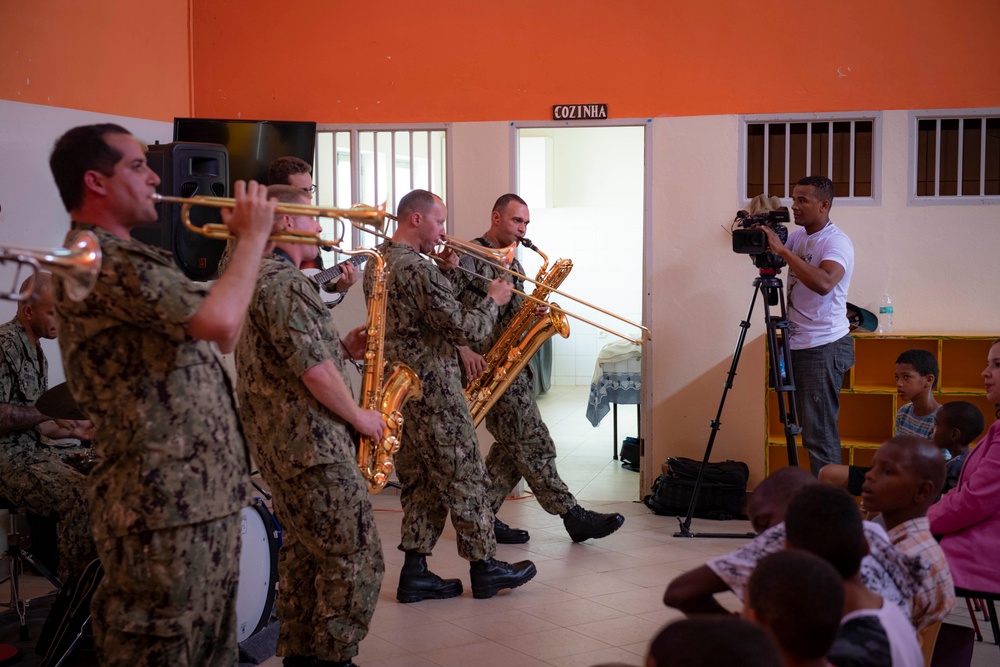 U.S. Navy Band Holds Performance in Mindelo