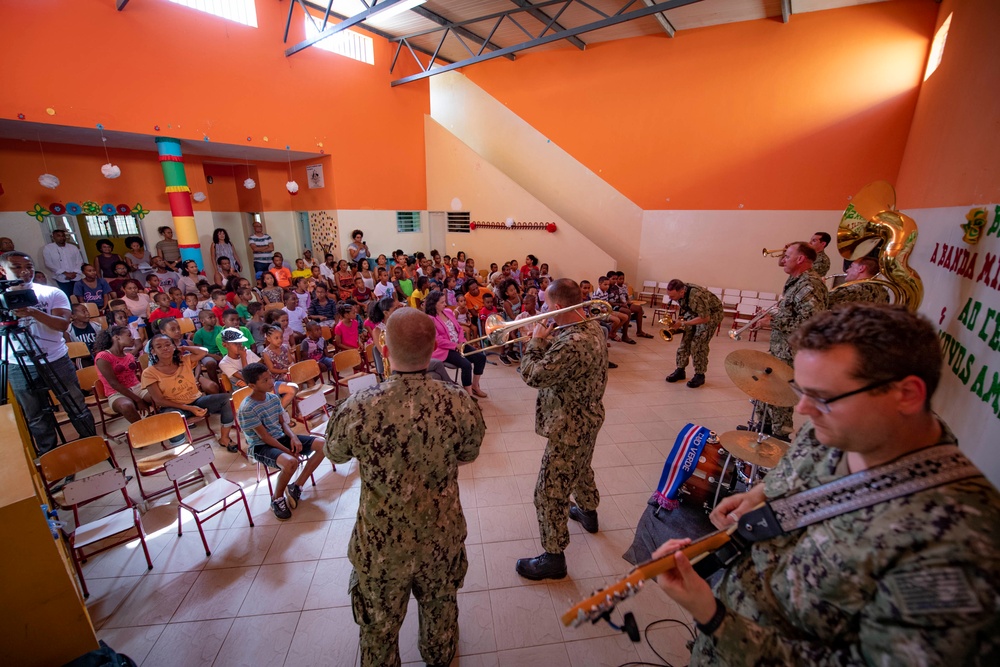 U.S. Navy Band Holds Performance in Mindelo