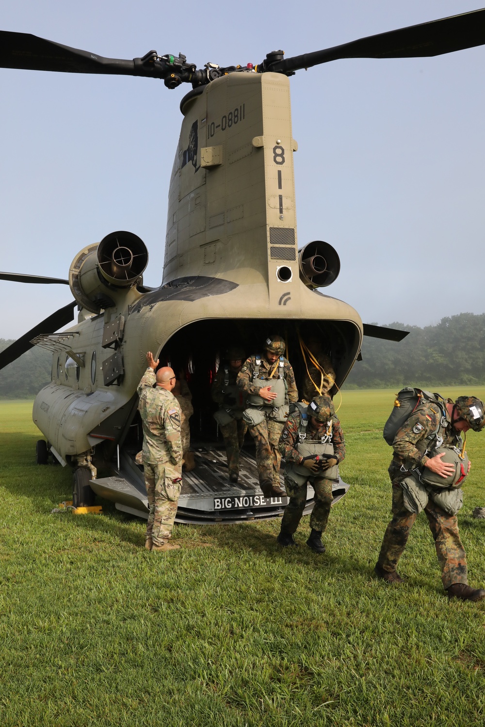 New York Army National Guard Aviators Assist in Leapfest Mission