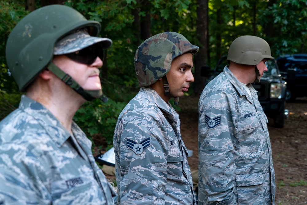 Patriot Warrior 2019: Reserve Citizen Airmen Assemble A Small Shelter System