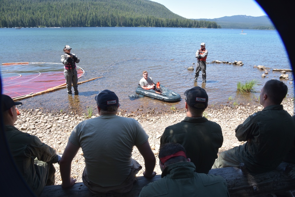 173rd Fighter Wing trains pilots in water survival techniques with the help of SERE instuctors