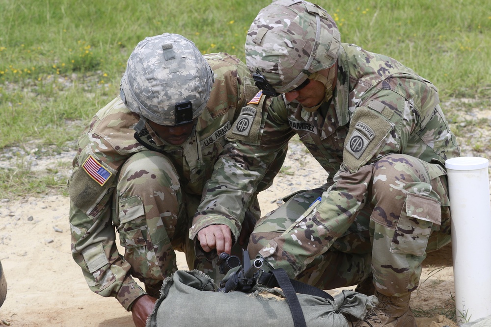 DVIDS - Images - 82nd Combat Aviation Brigade hosts M4 carbine rifle ...