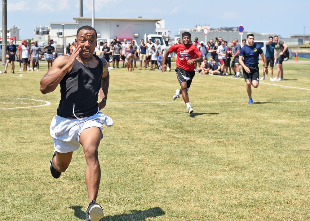 USS Blue Ridge Participates in Command Picnic