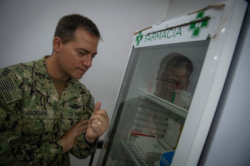 Sailors Tour Cabo Verdean Hospital