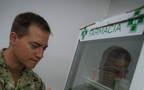 Sailors Tour Cabo Verdean Hospital