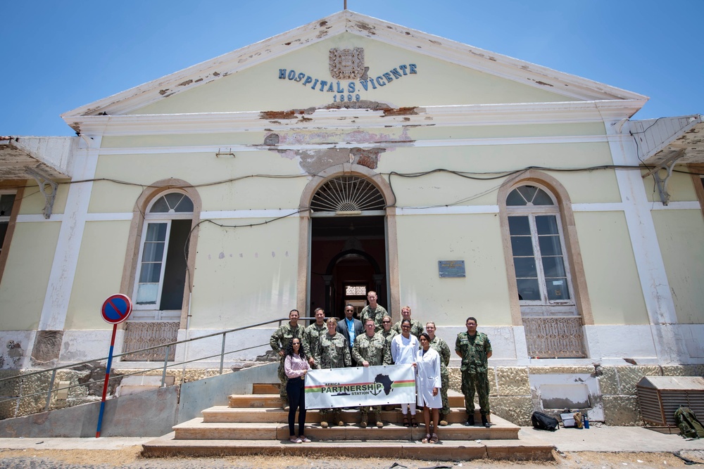 Sailors Tour Cabo Verdean Hospital