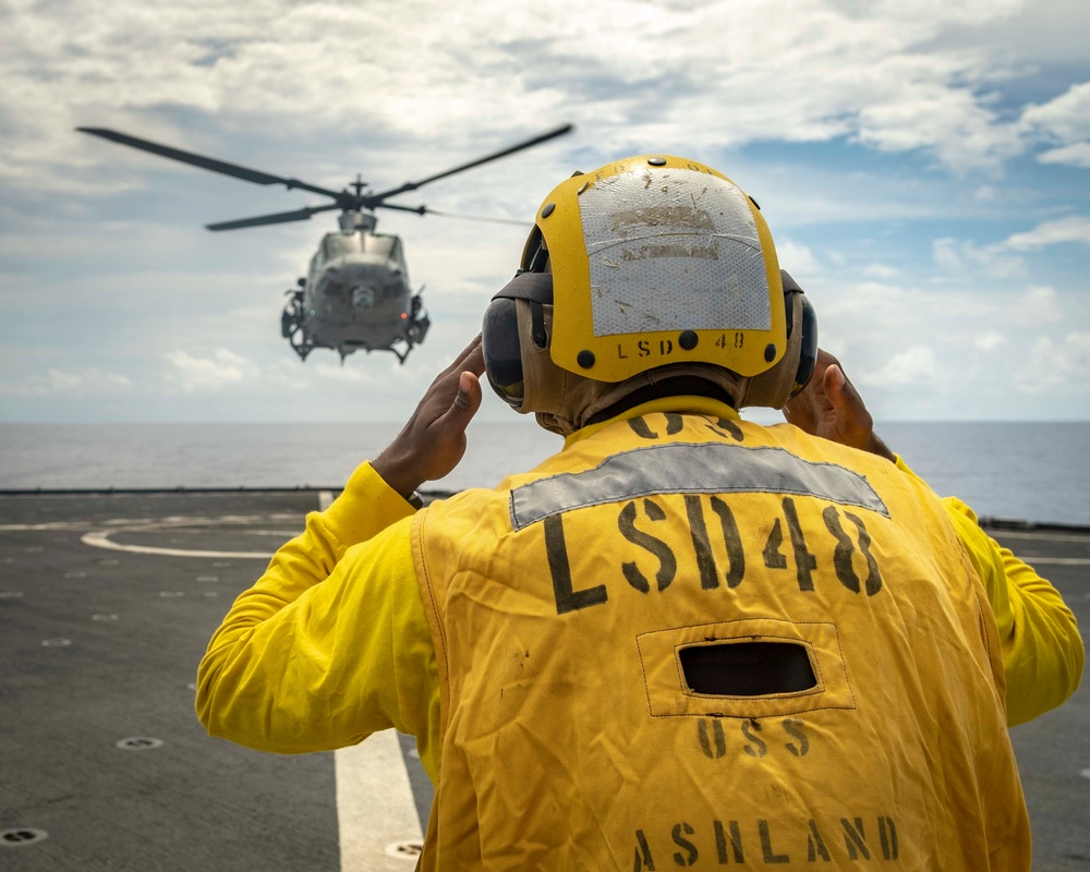 Dvids Images Sailors Conduct Flight Operations Aboard Uss Ashland