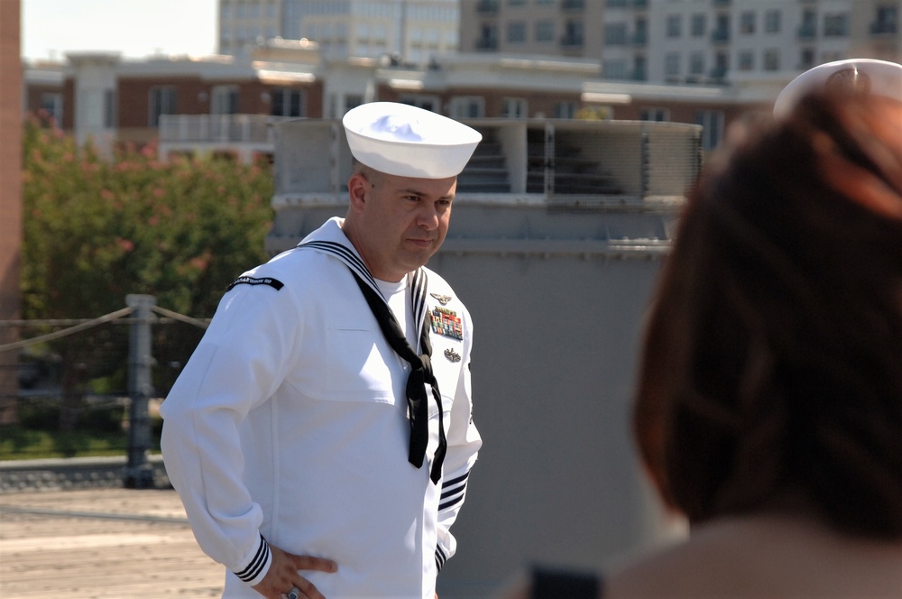 Naval Museum hosts a re-enlistment ceremony