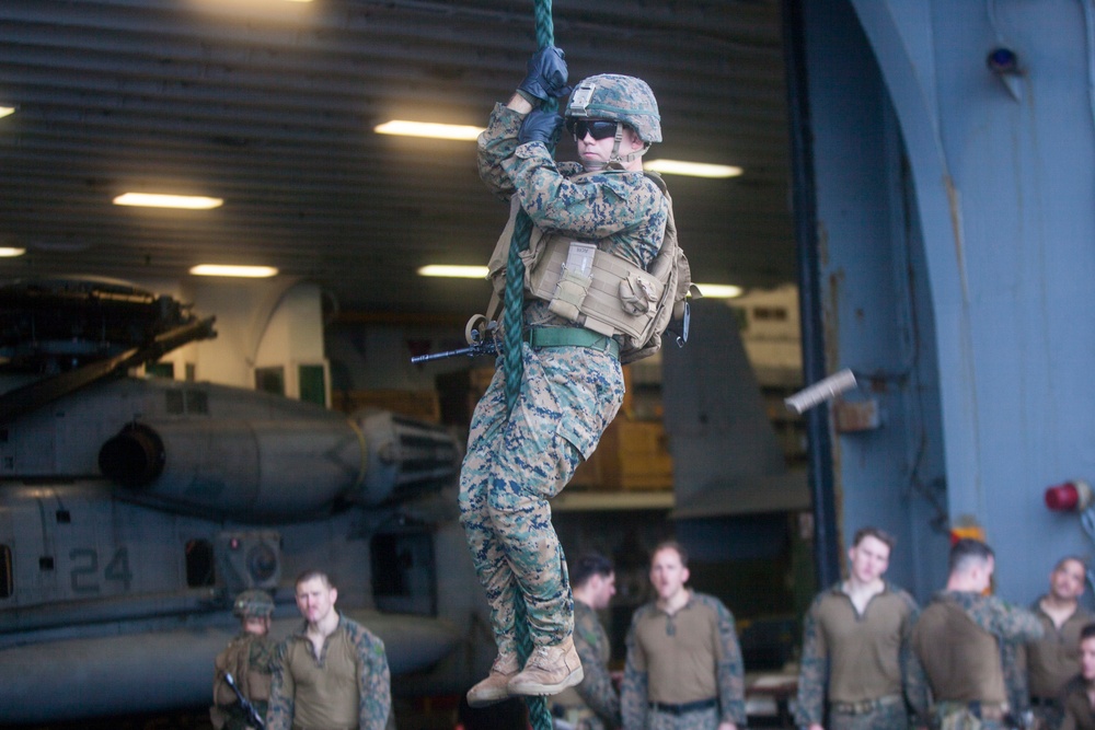 31st MEU Marines conduct fast-rope, live-fire training aboard USS Wasp