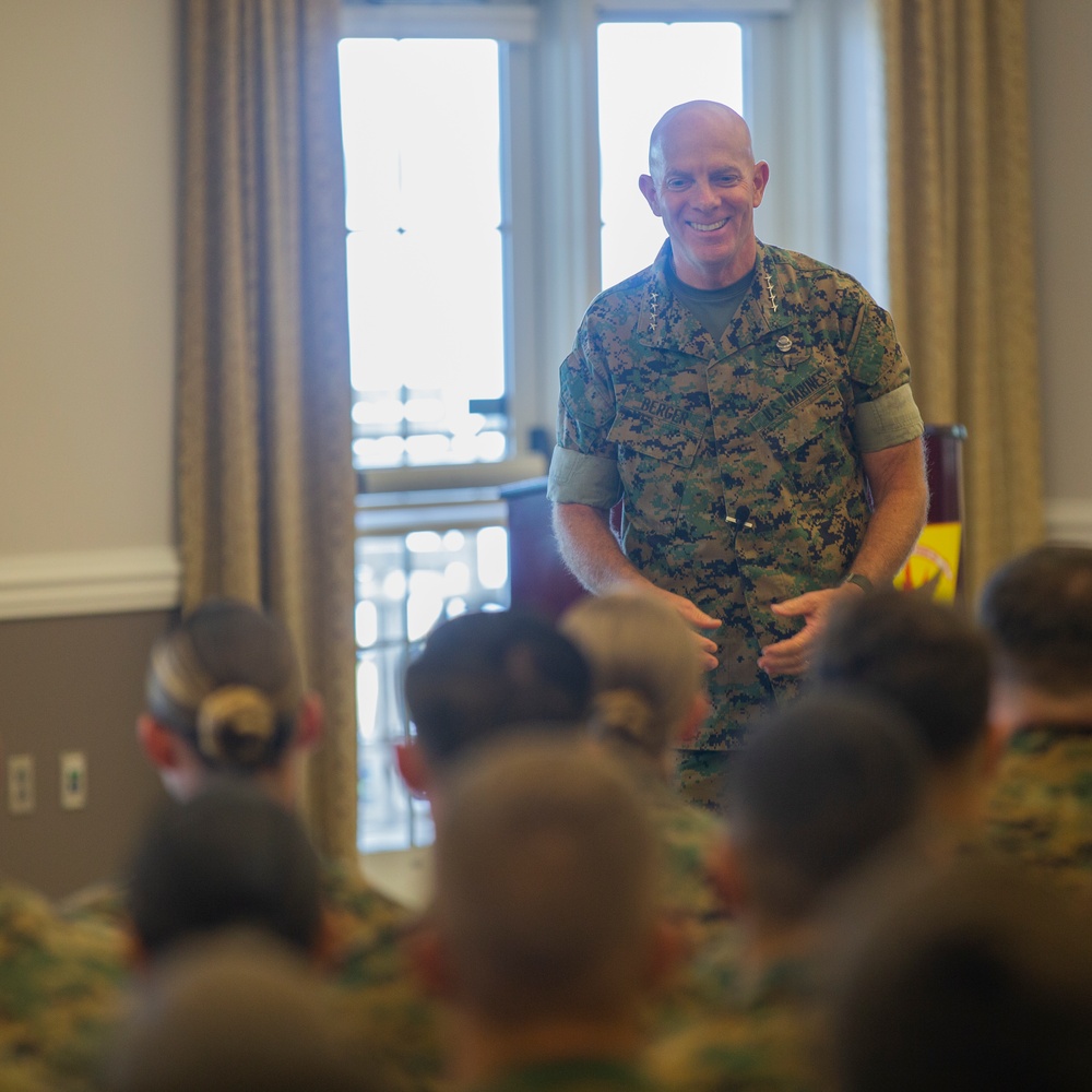 Commandant of the Marine Corps visits 2nd MAW