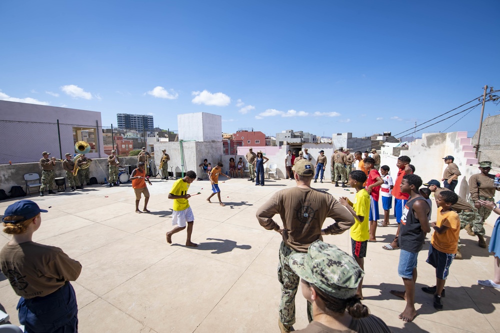 Sailors Conduct Community Relations