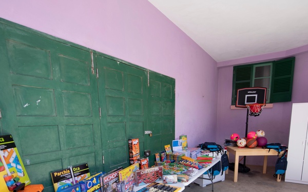 Sailors Conduct Community Relations