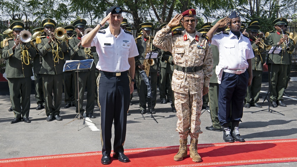 New AFRICOM Commander visits Djibouti