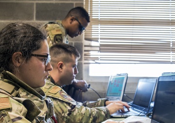 Weather Airmen train for JTF storm