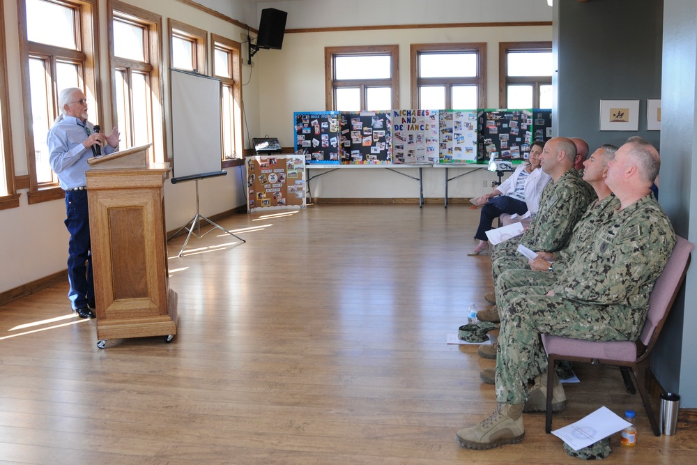 Seabees Participate in Southwest Indian Foundation Project