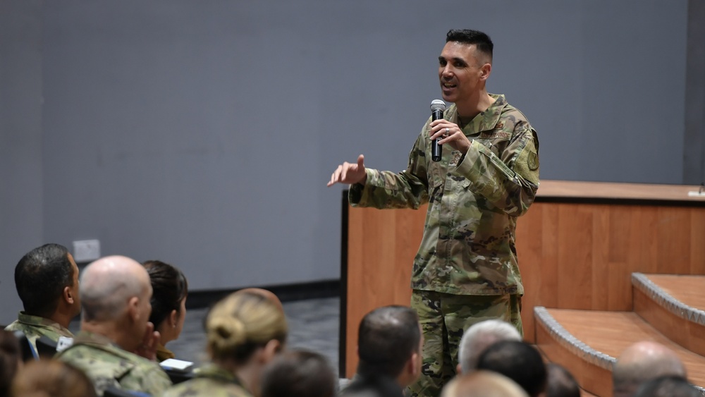 AFCENT leadership visit focuses on mission, resiliency