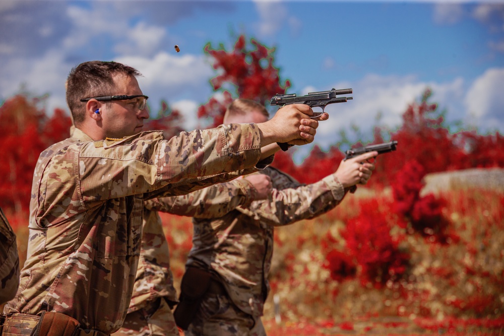 2CR Soldiers complete master marksmanship training course