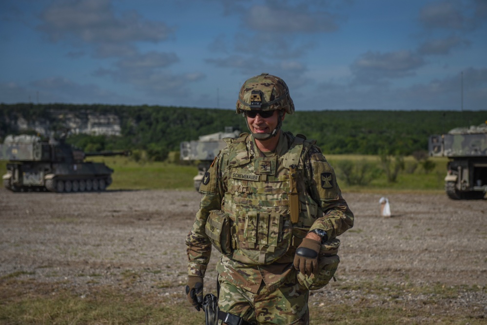 King of battle unloads direct fire