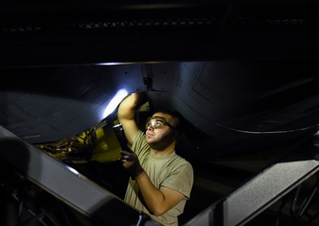 24/7 support, 24/7 response