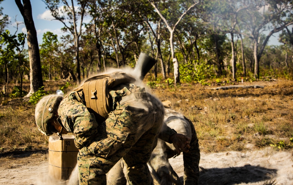 MRF-D Marines conduct fire support coordination exercise