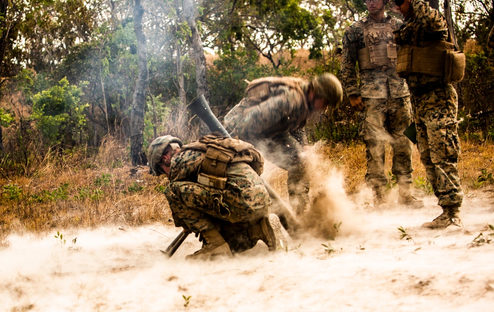 MRF-D Marines conduct fire support coordination exercise