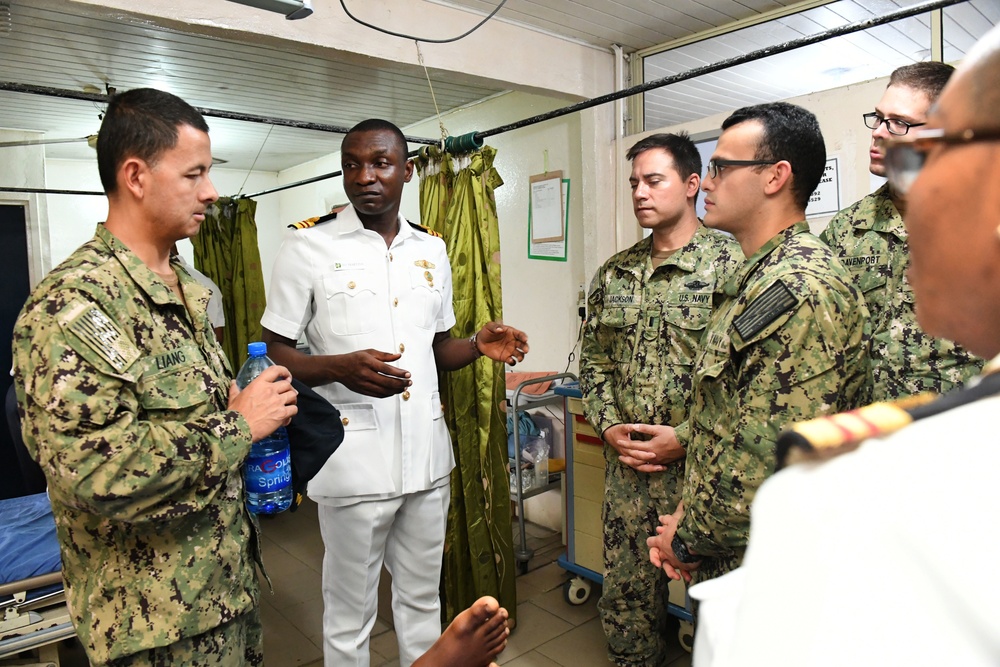 Africa Partnership Station Brings Medical Teams Together in Nigeria