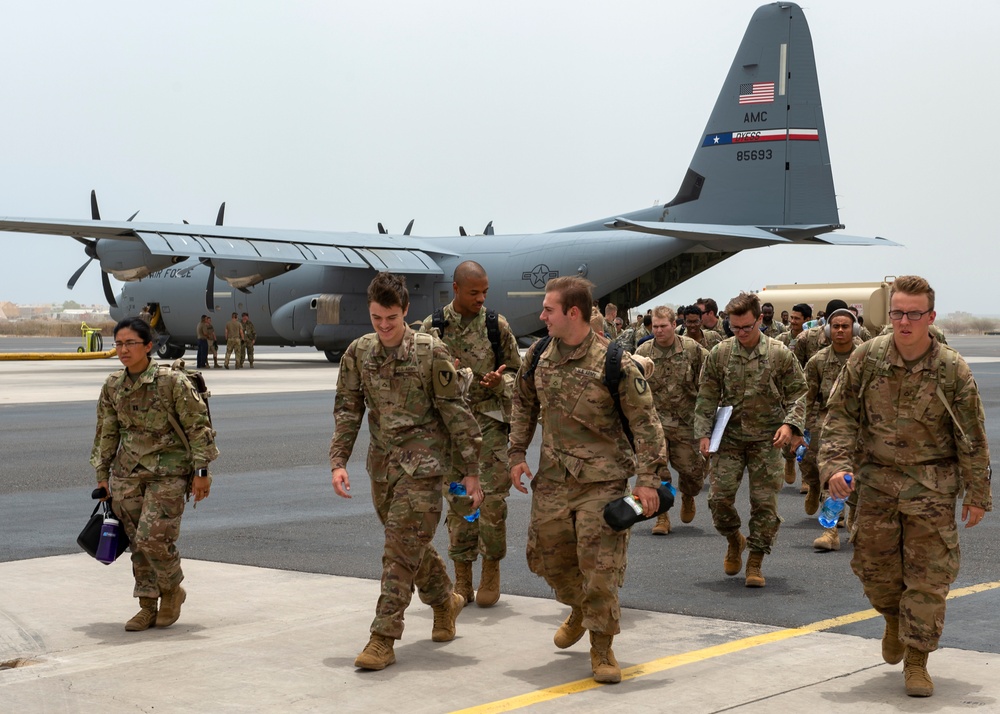 CLDJ Expeditiously Supports Soldiers in Transit