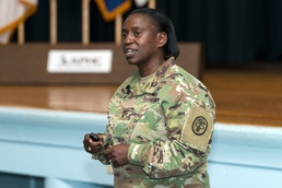 MG Crosland briefs Army Public Health Course students during plenary session