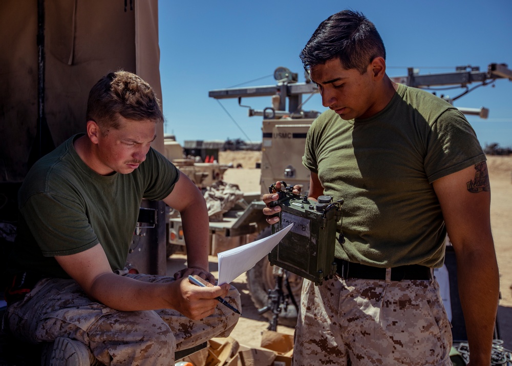 Reserve Marines with 1/25 prepare for Regimental Assault Course