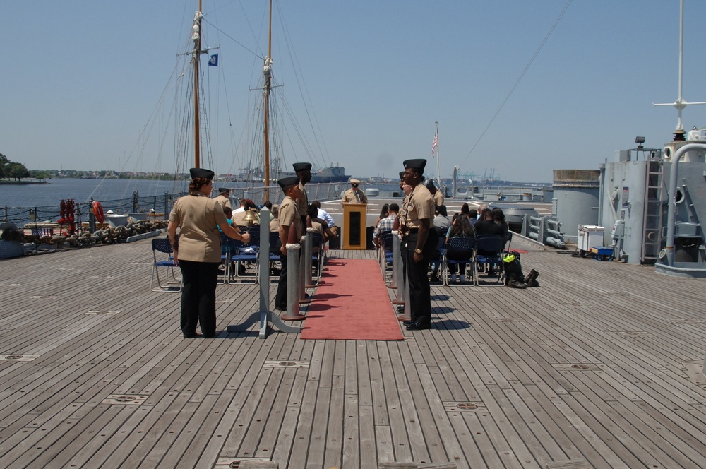 Naval Museum hosts a retirement ceremony