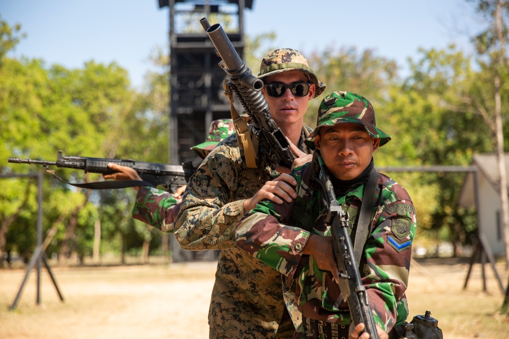 U.S. Marines share MOUT techniques during CARAT Indonesia