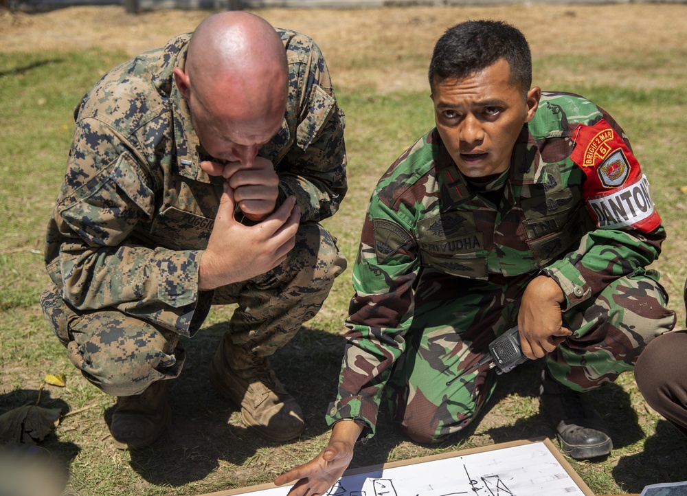 U.S. Marines teach MOUT during CARAT Indonesia