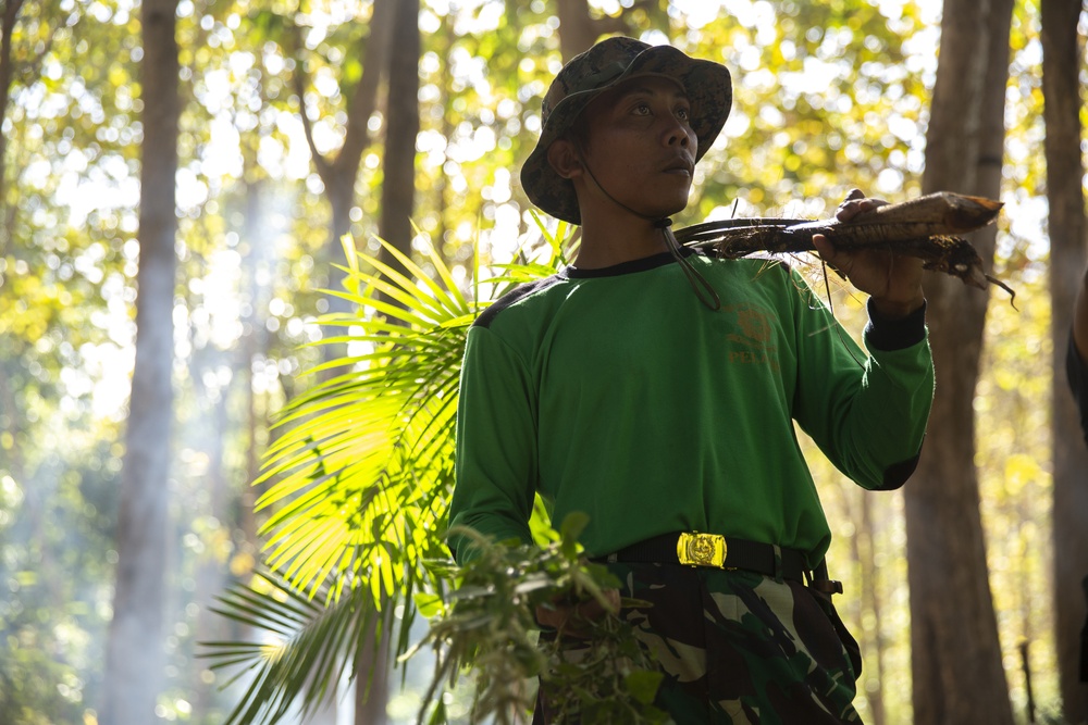 U.S. Marines learn jungle survival techniques during CARAT Indonesia