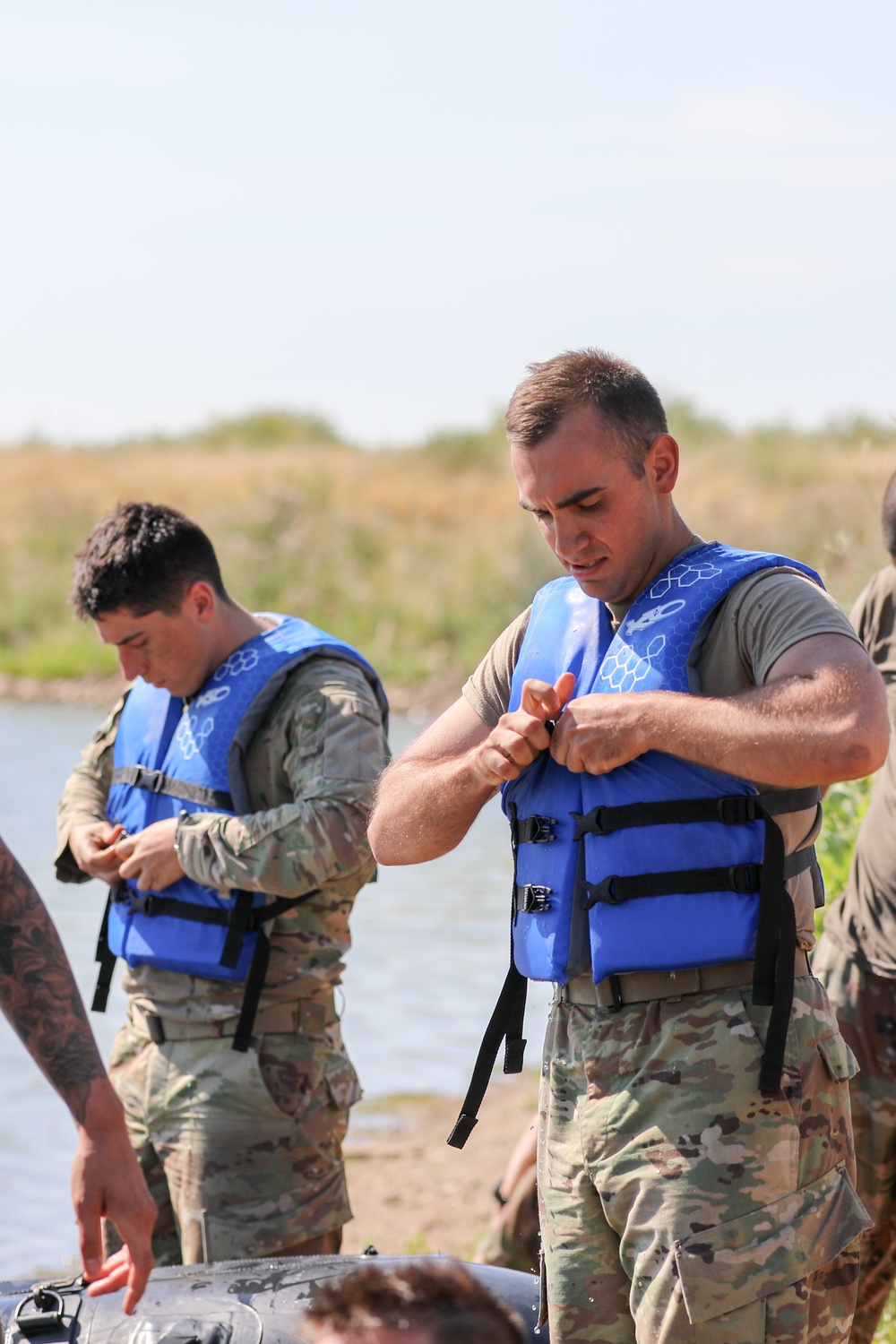 Train to lead: ROTC, USMA Cadets train with Fort Carson units