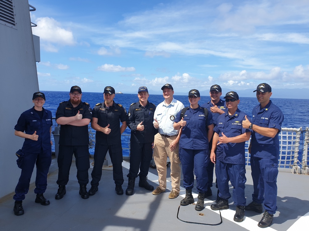 USCGC Walnut (WLB 205), HMNZS Otago (P148) conduct professional exchange