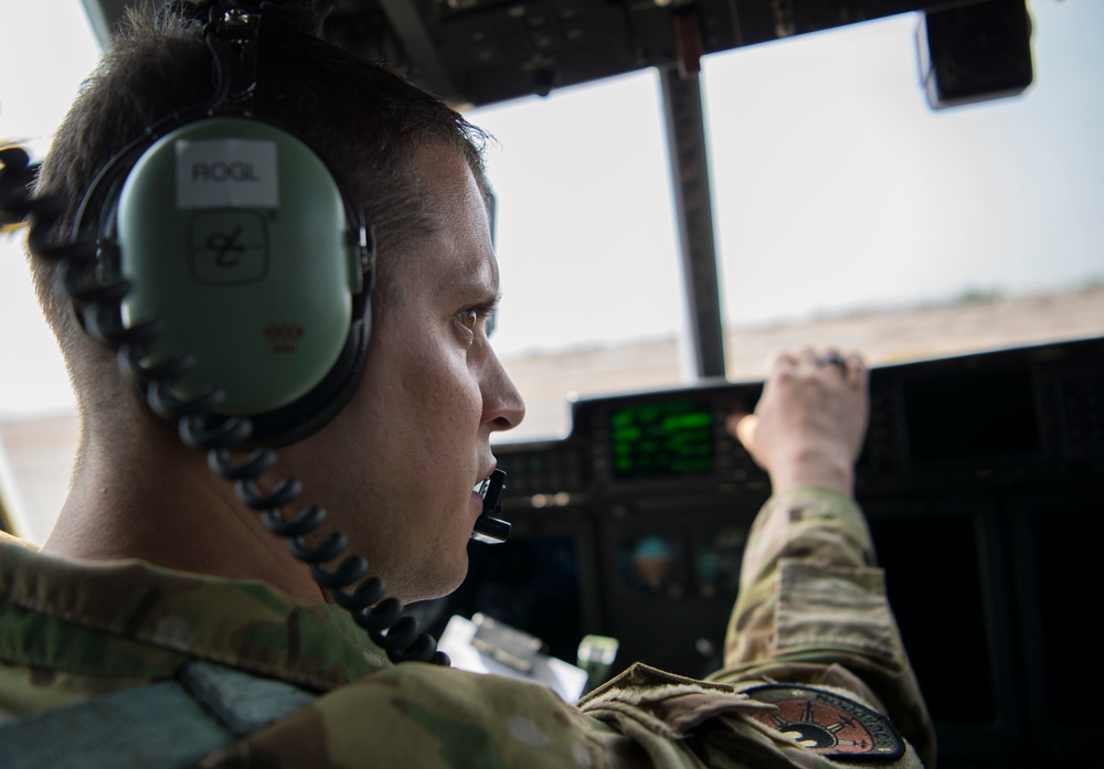 75th EAS &amp; 82nd ERQS Conduct Jump Training