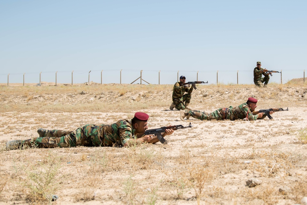 Iraqi Security Forces Breach and Clear