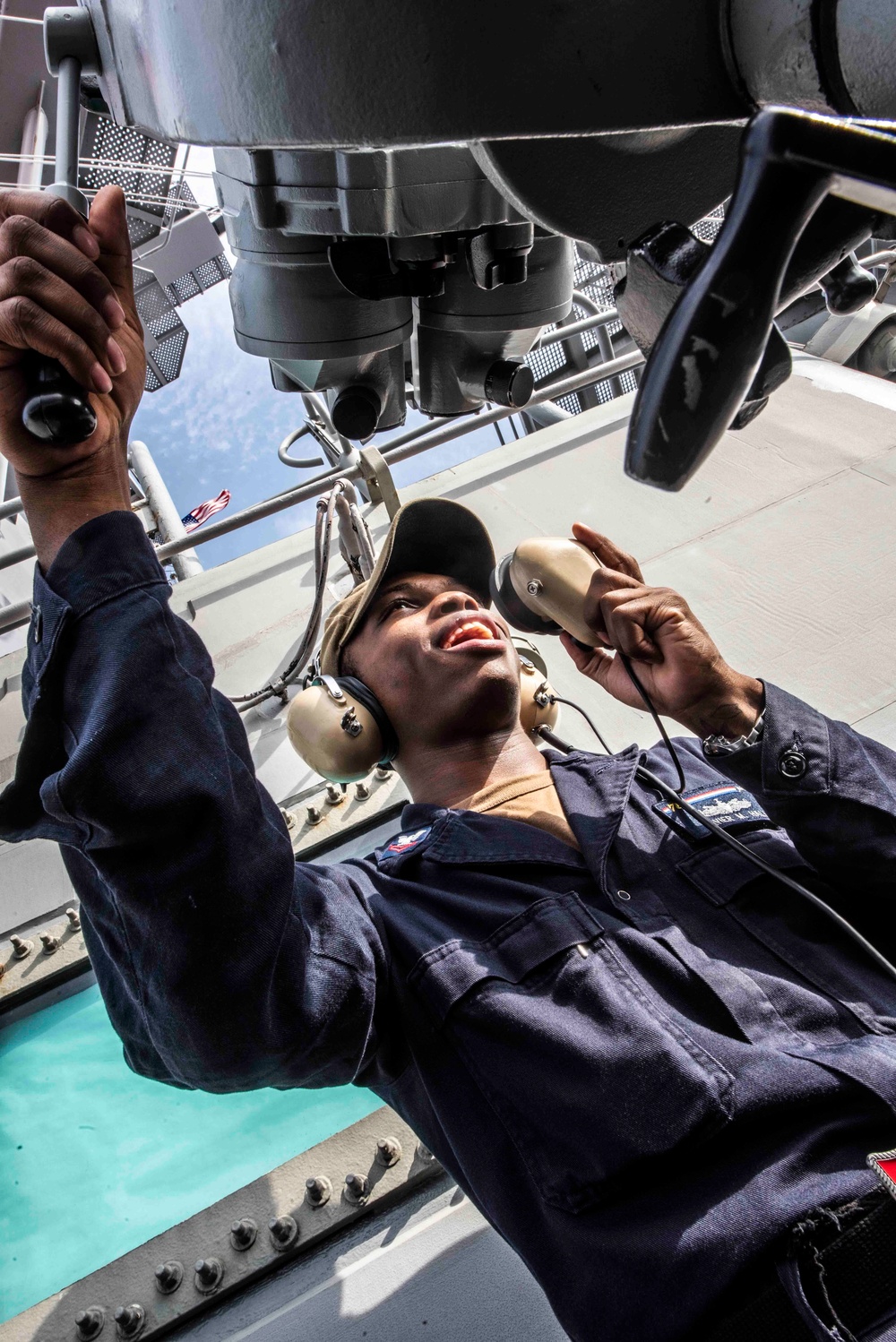 USS Ronald Reagan Conducts Replenishment-at-Sea