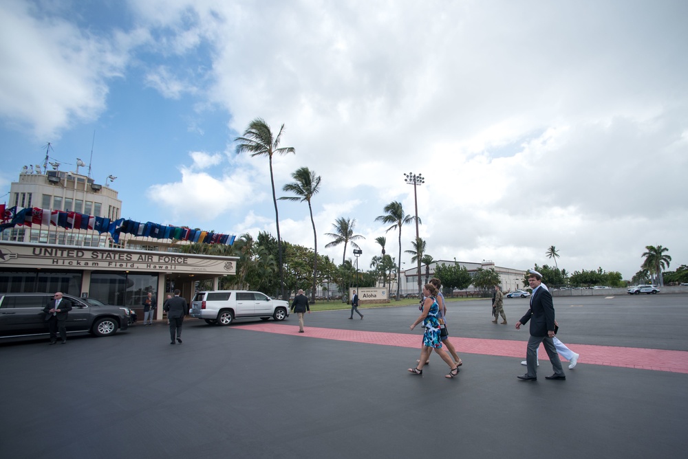 SD Arrives in Hawaii and visits INDOPACOM Headquarters