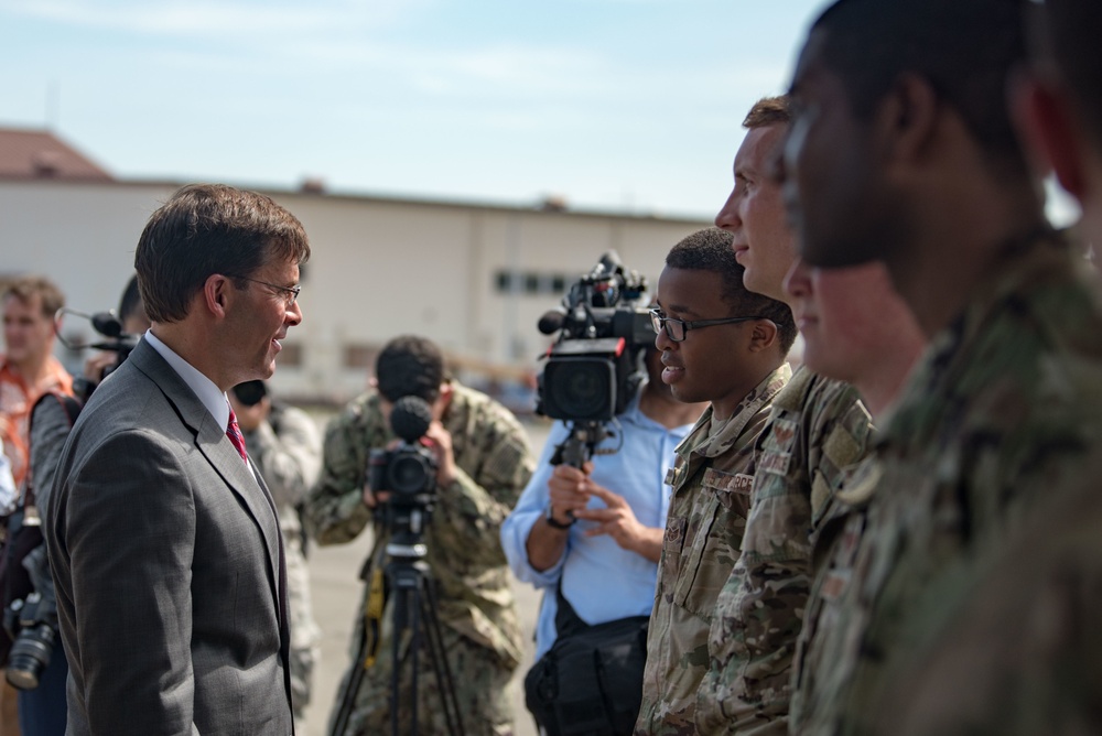 SD meets with 21st Special Operations Squadron