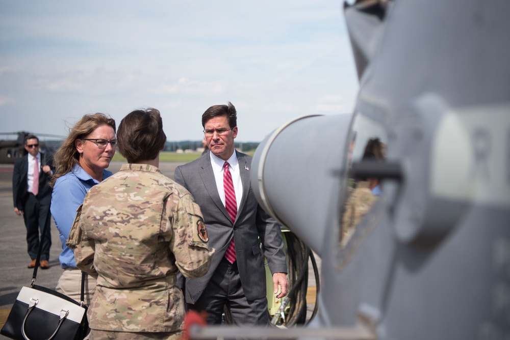 SD meets with 21st Special Operations Squadron