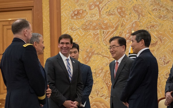 SD meets with Korean President Moon Jae-in