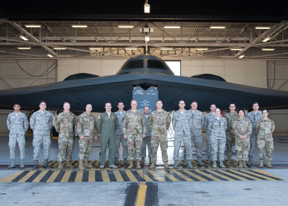 AFGSC leadership tours Whiteman AFB, B-2 Spirit