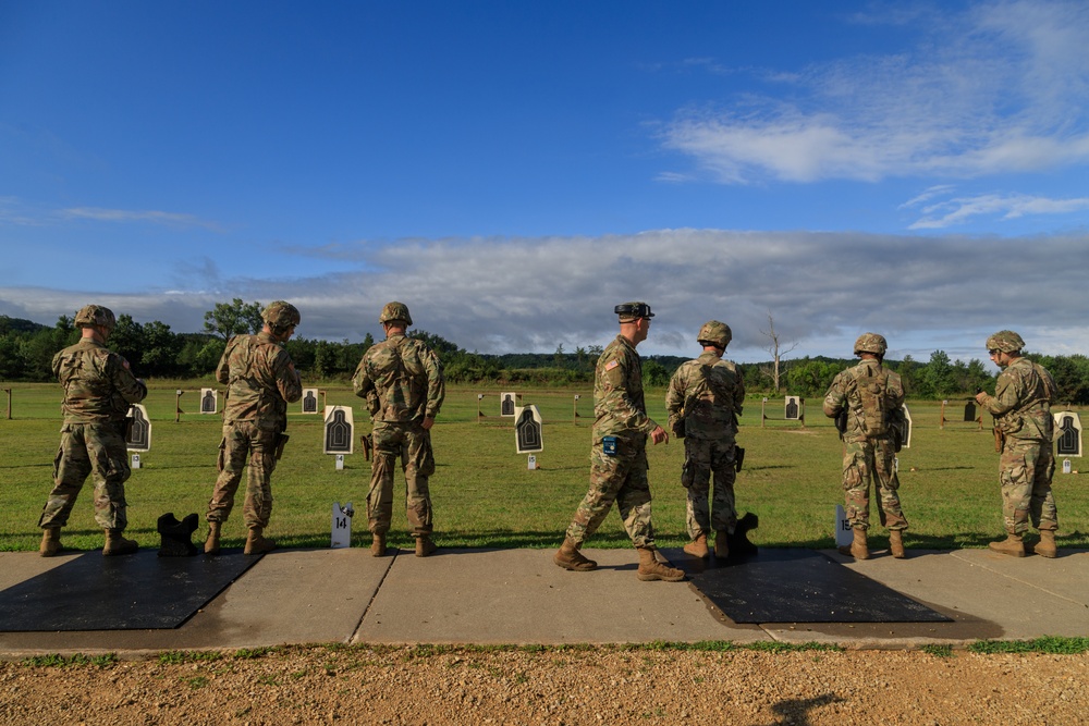 U.S. Army Reserve Best Warriors and Drill Sergeants of the Year practice M9 marksmanship