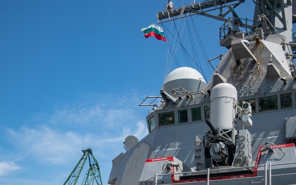 USS Porter (DDG 78) in Varna, Bulgaria