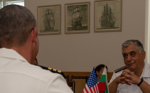 USS Porter (DDG 78) in Varna, Bulgaria