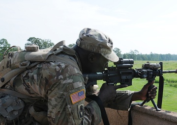 Army Reserve observer coach/ trainers ready infantry Soldiers during Army Total Force exercise