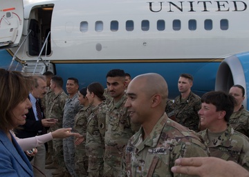 Congressional delegates visit Soto Cano service members