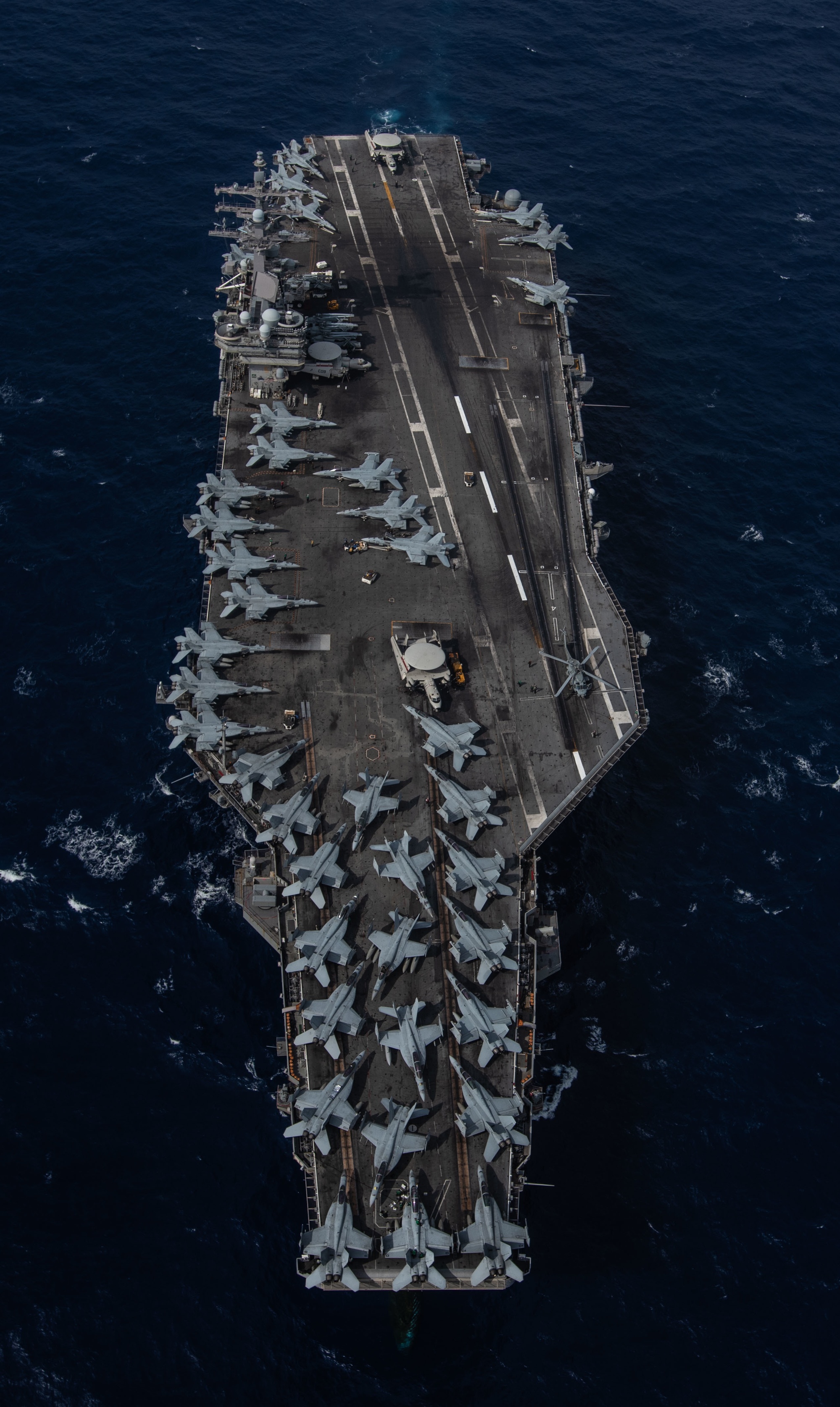 アメリカ海軍 CVN-76 USS RONALD REAGAN チャレンジ DVIDS - Images - HEADLINE: USS Ronald Reagan (CVN 76) Flight