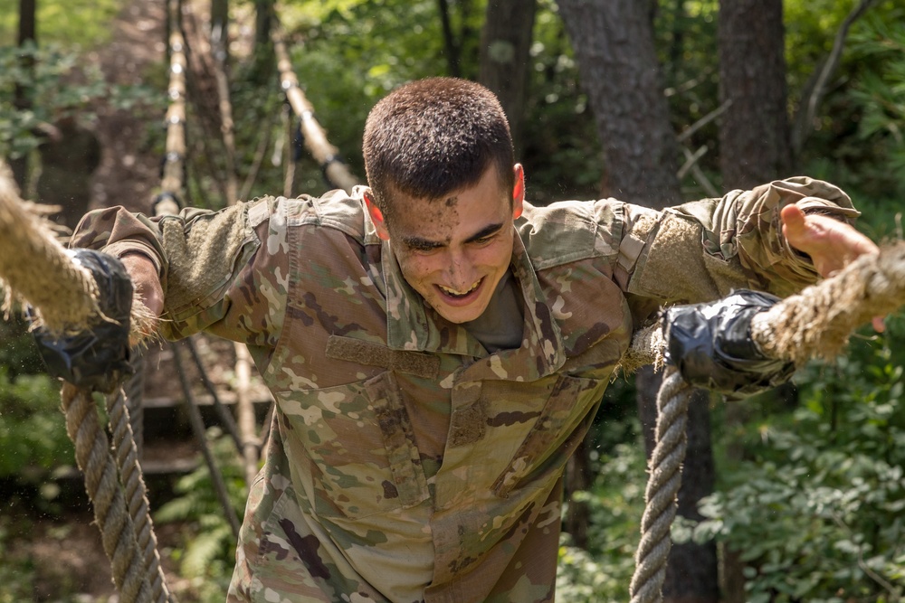 Spc. Kalon Williams finishes the Field Leadership Course